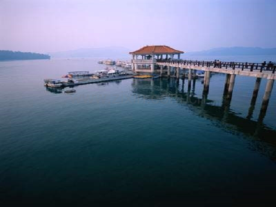 北师版三级语文日潭的传说PPT课件.ppt_第2页