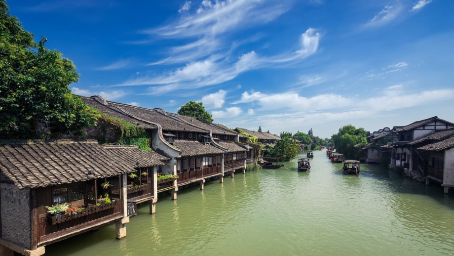 《天窗》课件朱益勤.ppt_第1页