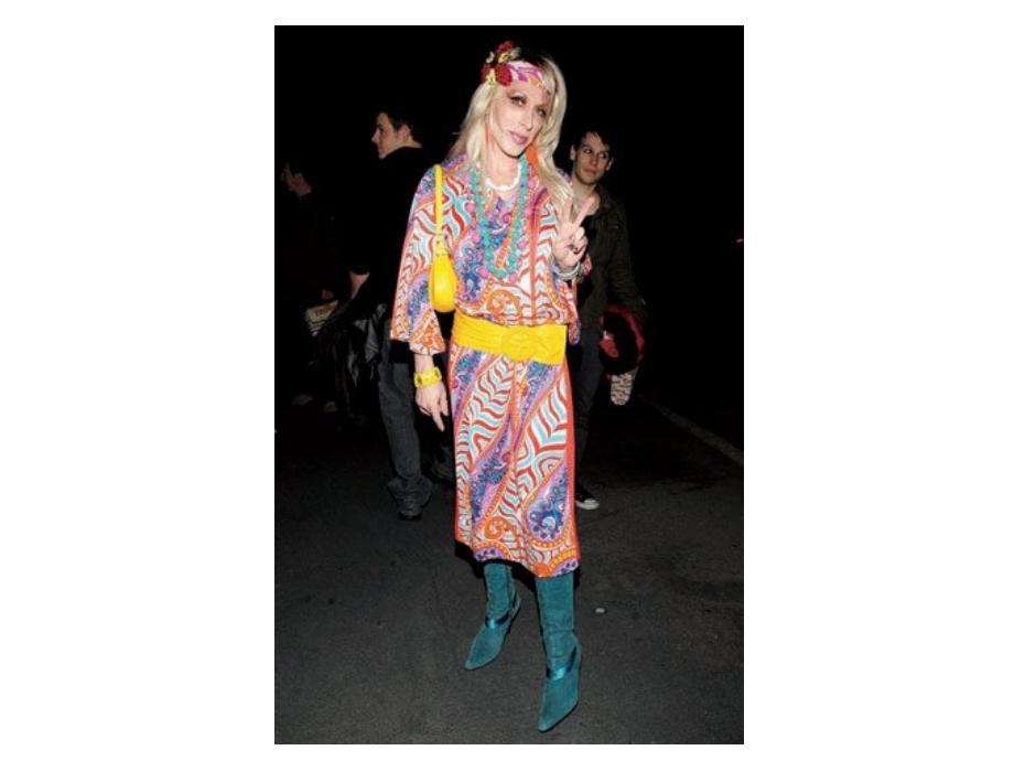 礼仪与人际沟通-女士服饰1.ppt_第1页