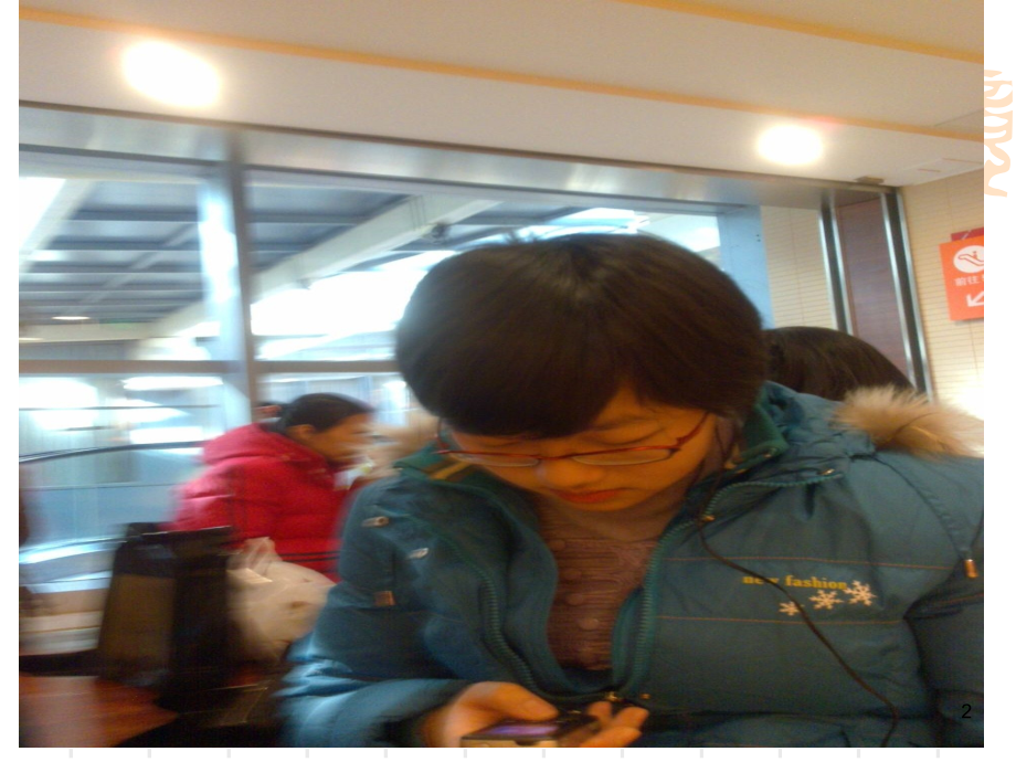 主题班会--手机对学生的利与弊PPT课件.ppt_第2页