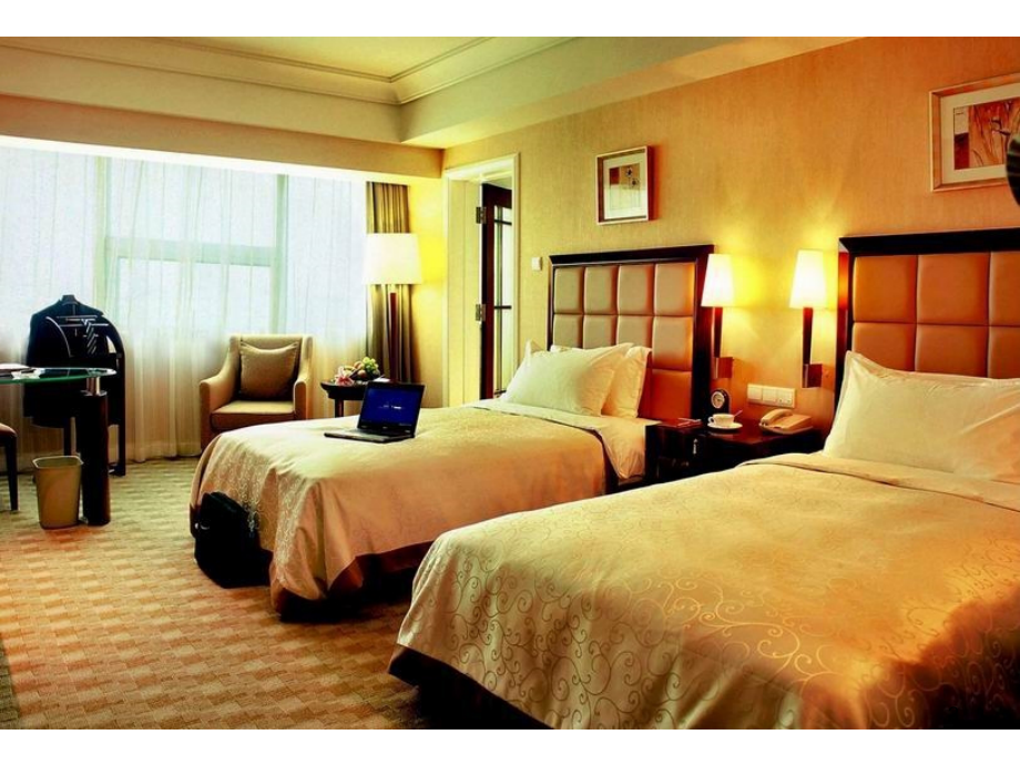 57--酒店英语---客房服务Chapter2-Housekeeping-Unit1-Unit2.ppt_第2页