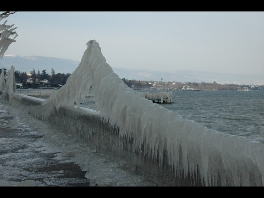 武汉东湖冰景.pptx_第1页
