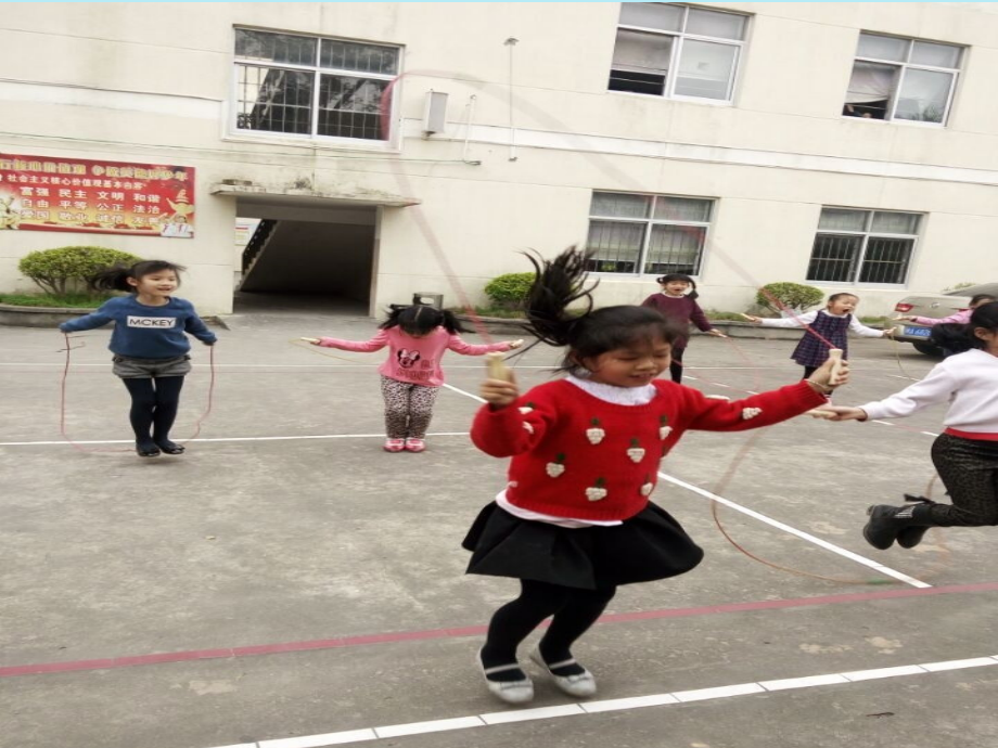 小学数学人教一年级比一比-说一说.ppt_第2页